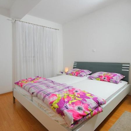 Apartmani Mane Trogir Exterior foto