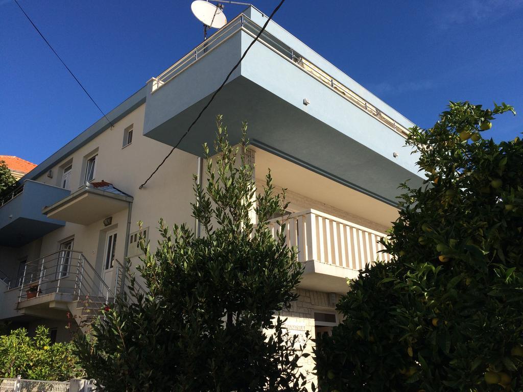 Apartmani Mane Trogir Exterior foto