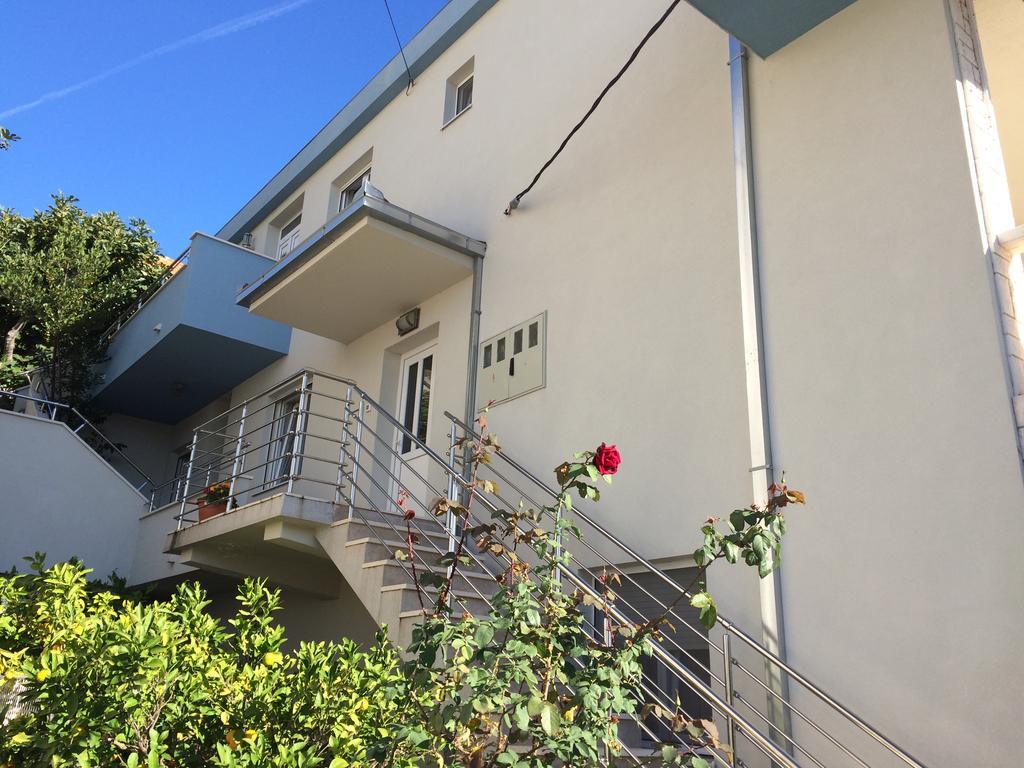 Apartmani Mane Trogir Exterior foto